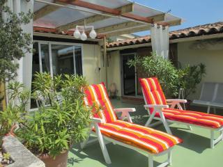 Apartamento en villa : 4/5 personas - marsella  bocas del rodano  provenza-alpes-costa azul  francia