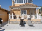 Chalet con 3 dormitorios se vende en Torrevieja, Costa Blanca - mejor precio | unprecio.es