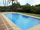Chalet con 4 dormitorios se vende en Marbella, Costa del Sol - mejor precio | unprecio.es
