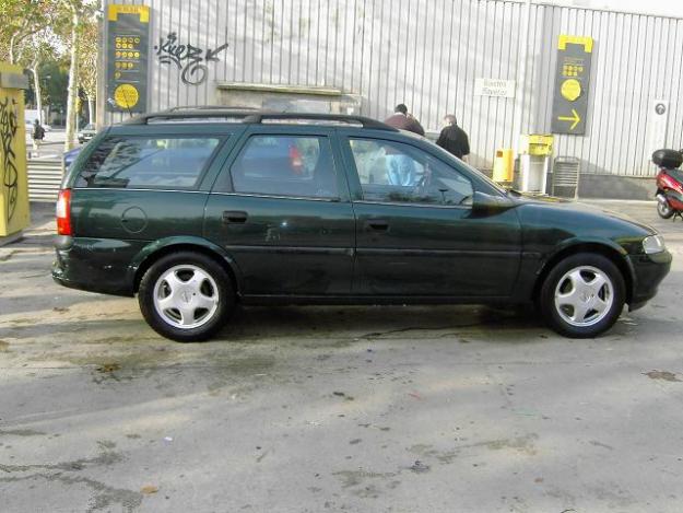 OPEL VECTRA CARAVAN 98 DIESEL TURBO ! ((UNA GANGA))