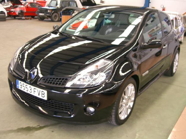 RENAULT Clio SPORT 2.0 16V 200 CV, 9.900€