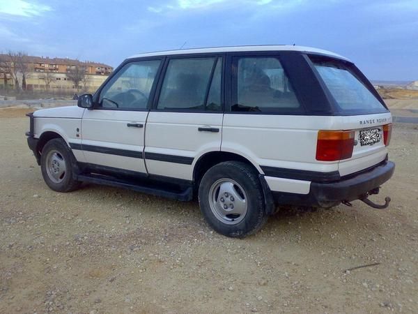 VENDO RANGE ROVER AÑO 97 CON164000 KILOMETROS EN PERFECTO ESTADO