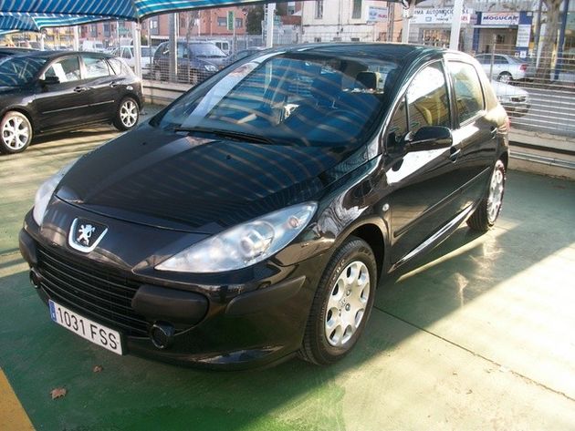 PEUGEOT 307  1.6 16V D-SIGN