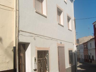 7b  , 3ba   in Ayora,  Valencia And Costa del Azahar   - 87000  EUR