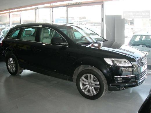 AUDI Q7 3.0 TDI quattro tiptronic