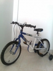 vendo bicicleta de 14 pulgadas azul y blanca - mejor precio | unprecio.es