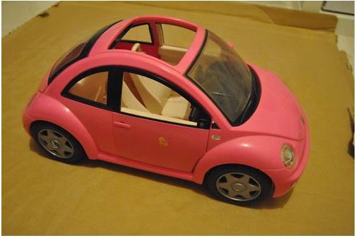 COCHE BARBIE EDICION BEETLE VOLSWAGEN ROSA