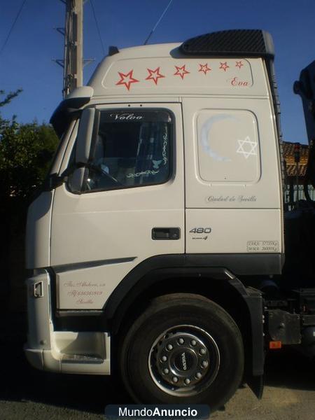 CAMION VOLVO 480 CON GRUA HIAB 422