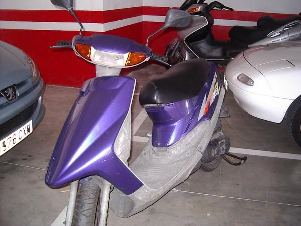 scooter YAMAHA AXIS 300