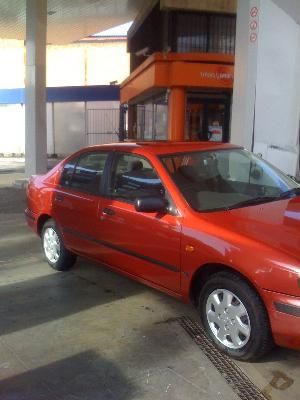 nissan primera año 2000 aire direccion asitida nuevo cd