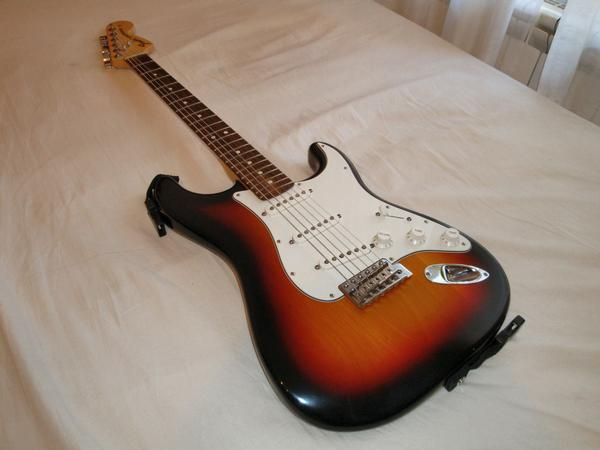 Guitarra FENDER Stratocaster USA