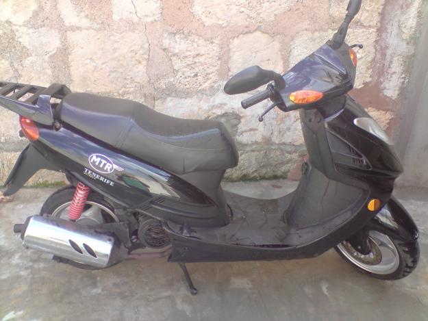 scootter 125 cc, 4 tiempos, como nueva