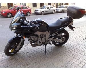 YAMAHA FZ6 FAZER