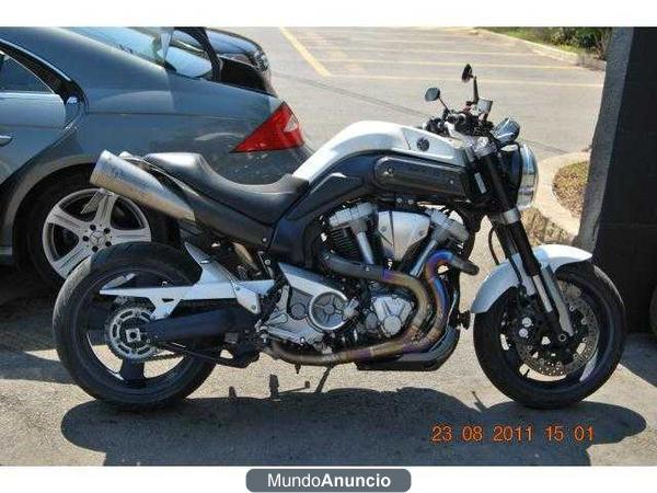 Yamaha MT-01 PLATINIUM