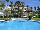 Apartamento con 2 dormitorios se vende en Marbella, Costa del Sol - mejor precio | unprecio.es