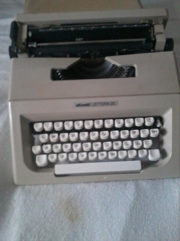 Maquina de Escribir Olivetti