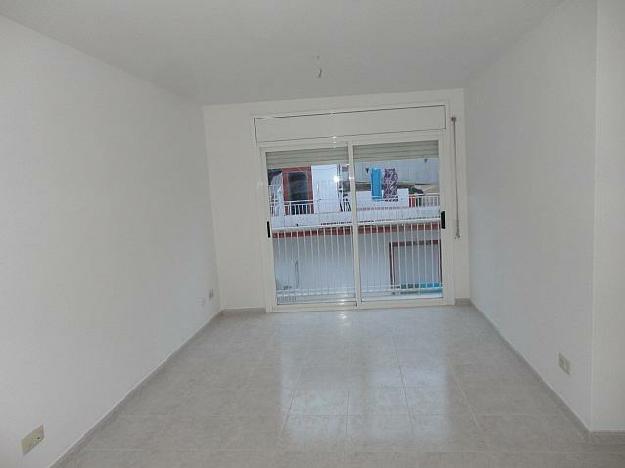Piso en Roquetes, Les