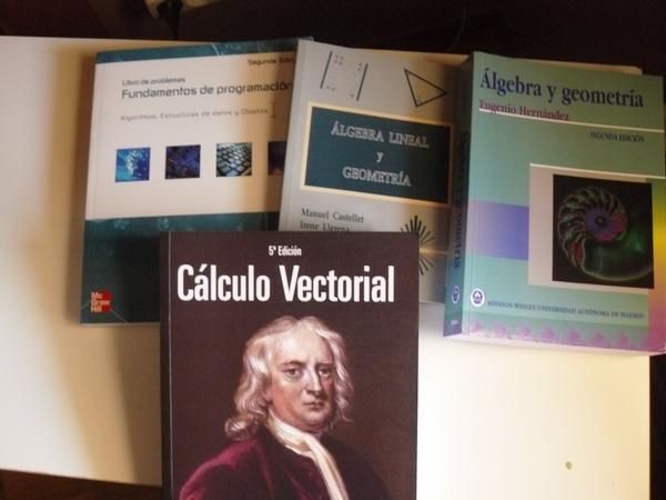 vendo 4 libros para 1º de matemáticas por 80 euros