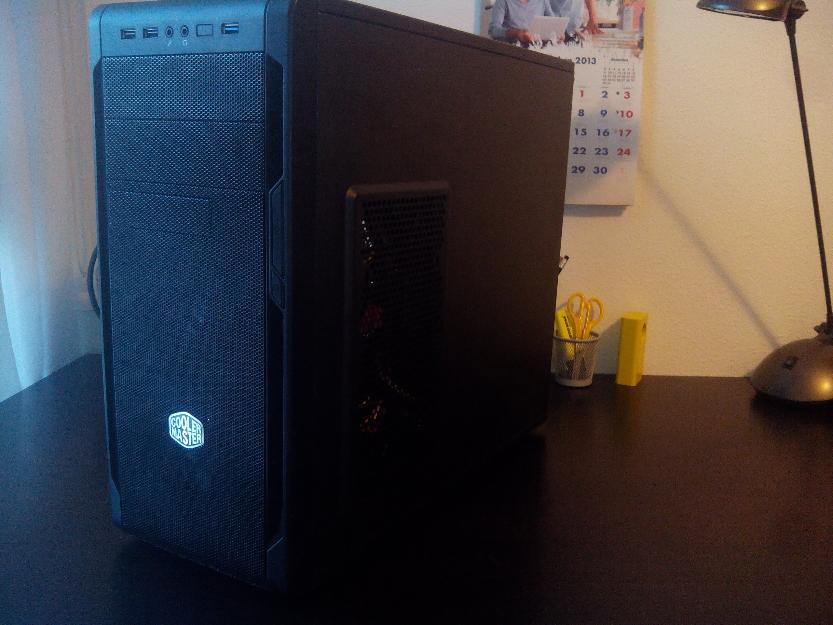 PC GAMER Intel i7 4770. Gigabyte R9 280X OC Edition