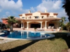 Chalet con 4 dormitorios se vende en Mijas Costa, Costa del Sol - mejor precio | unprecio.es