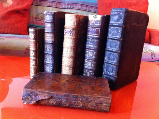 Escepciona lote de libros antiguos (6 libros)