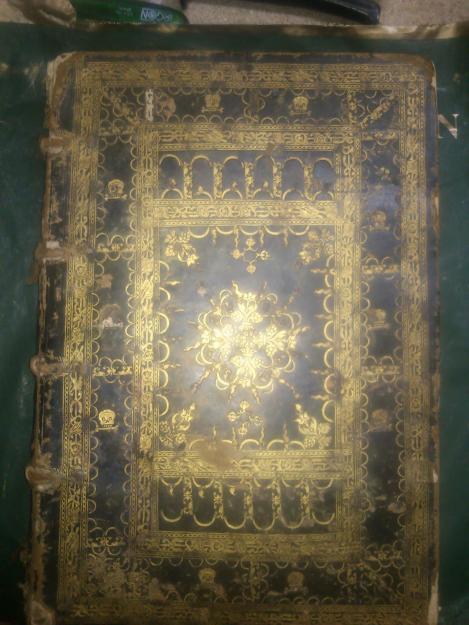 Manuscrito de 44 paginas, con tapas, año 1588