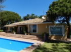 Chalet con 4 dormitorios se vende en Mijas Costa, Costa del Sol - mejor precio | unprecio.es