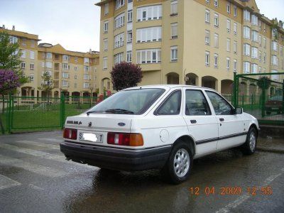 FORD SIERRA 20I - CANTABRIA