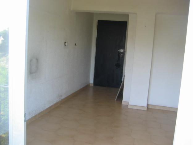 PARTICULAR VENDE PISO EN BENIMAMET