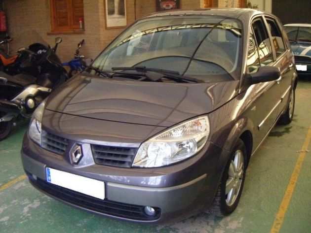 RENAULT SCENIC CONFORT DYNAMIQUE 1.6