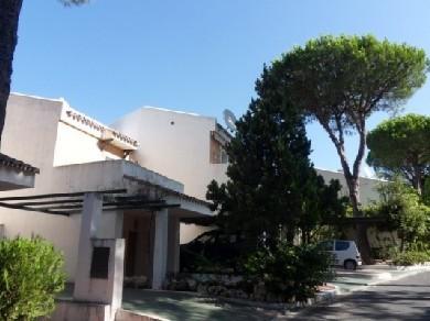 Adosado con 3 dormitorios se vende en Marbella, Costa del Sol