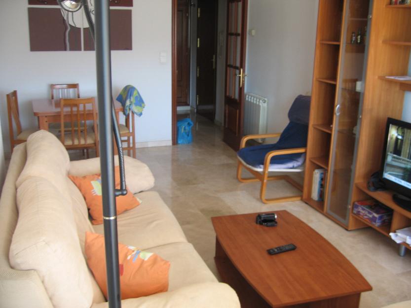 Se alquilan 2 habitaciones