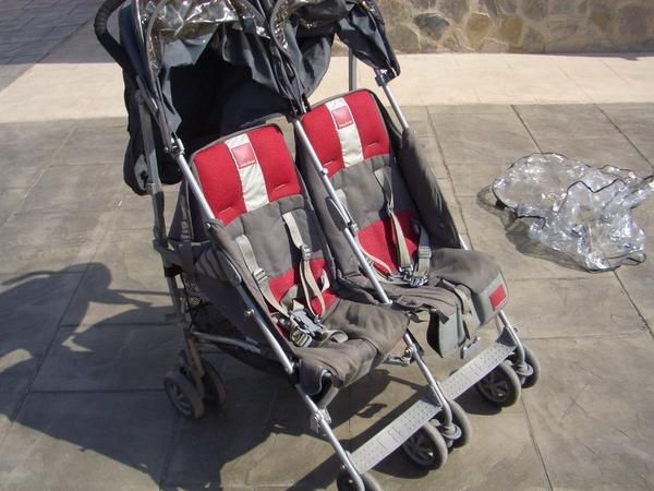 Vendo silla de paseo gemelar Maclaren Twin Techno