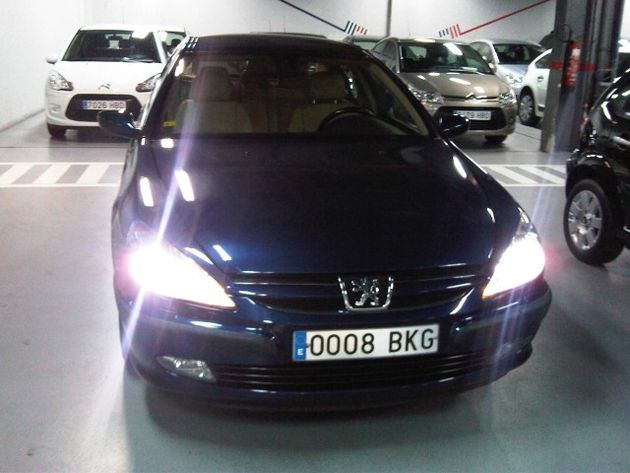 PEUGEOT 607 3.0i V6 Pack