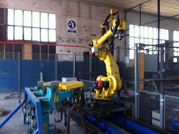 Se vende robot fanuc rs 200