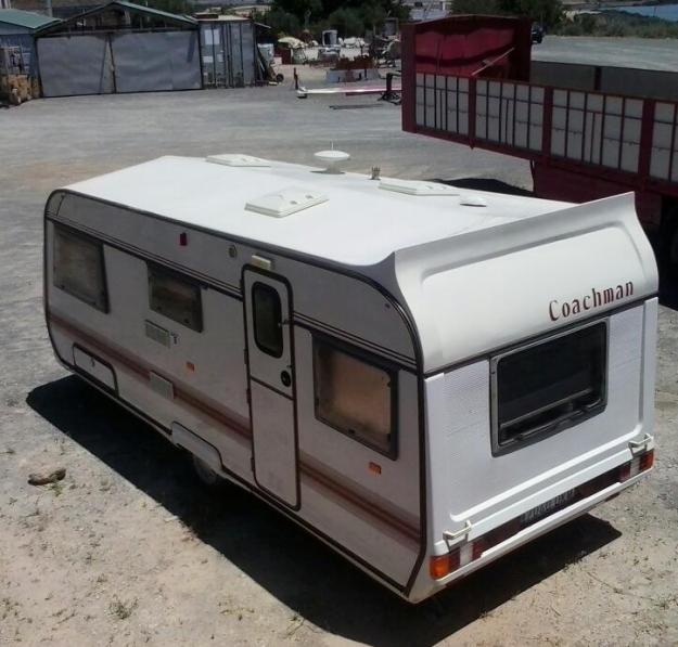 Se vende Caravana de 750 Kg. No necesita ITV ni seguro