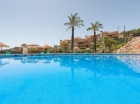 Apartamento con 3 dormitorios se vende en Marbella, Costa del Sol - mejor precio | unprecio.es