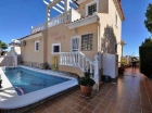 Chalet con 3 dormitorios se vende en Villamartin, Costa Blanca - mejor precio | unprecio.es