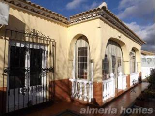 Chalet en venta en Oria, Almería (Costa Almería)