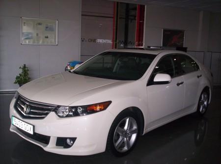 Honda Accord 22 i DTEC Luxury Innova en BARCELONA