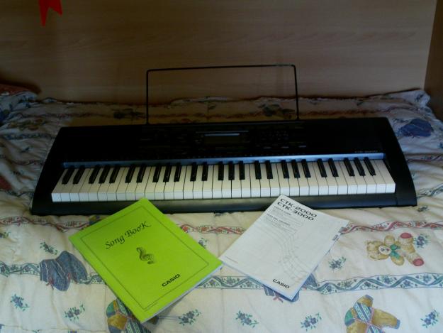 VENDO PIANO ELECTRÓNICO CASIO CTK-2000