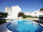 Adosado con 3 dormitorios se vende en Marbella, Costa del Sol - mejor precio | unprecio.es