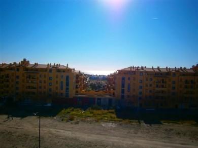 Apartamento con 3 dormitorios se vende en Marbella, Costa del Sol