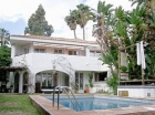 Chalet con 3 dormitorios se vende en Marbella, Costa del Sol - mejor precio | unprecio.es