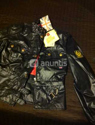 Se vende cazadora belstaff original de mujer