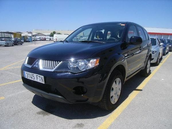 Mitsubishi Outlander 2.0 DI-D 140cv NACIONAL. GARANTIA OFICIAL
