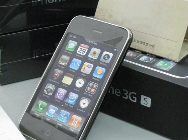 Unlocked Apple iPhone 3GS 32GB
