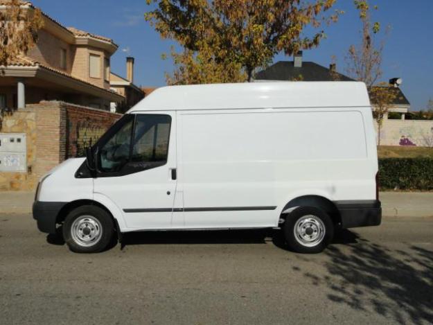 2007 Ford Transit FT 240S