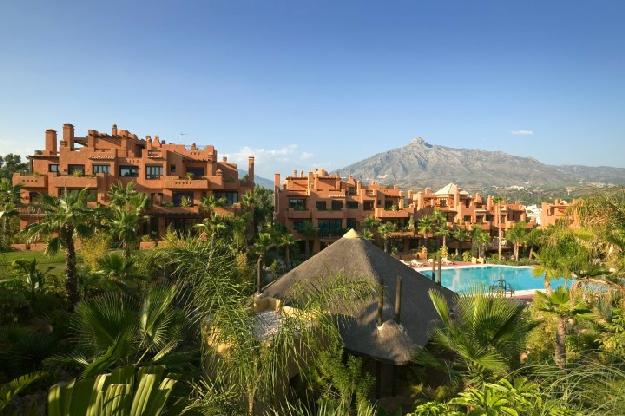 Apartamento a la venta en Nueva Andalucía Costa del Sol