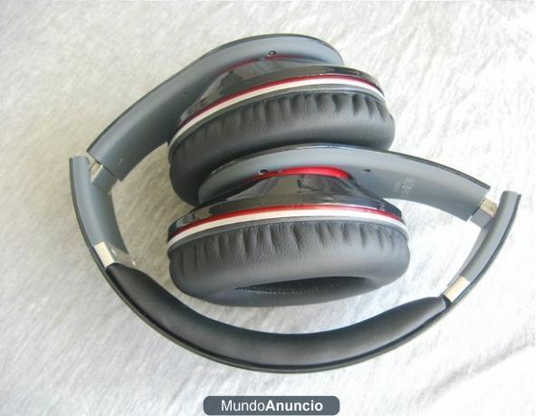 STUDIO MONSTER BEATS COLOR NEGRO, NUEVOS